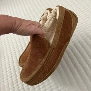 UGG | Shoes | New Ugg Ascot Corduroy Driver Slipper Size  display picture 1